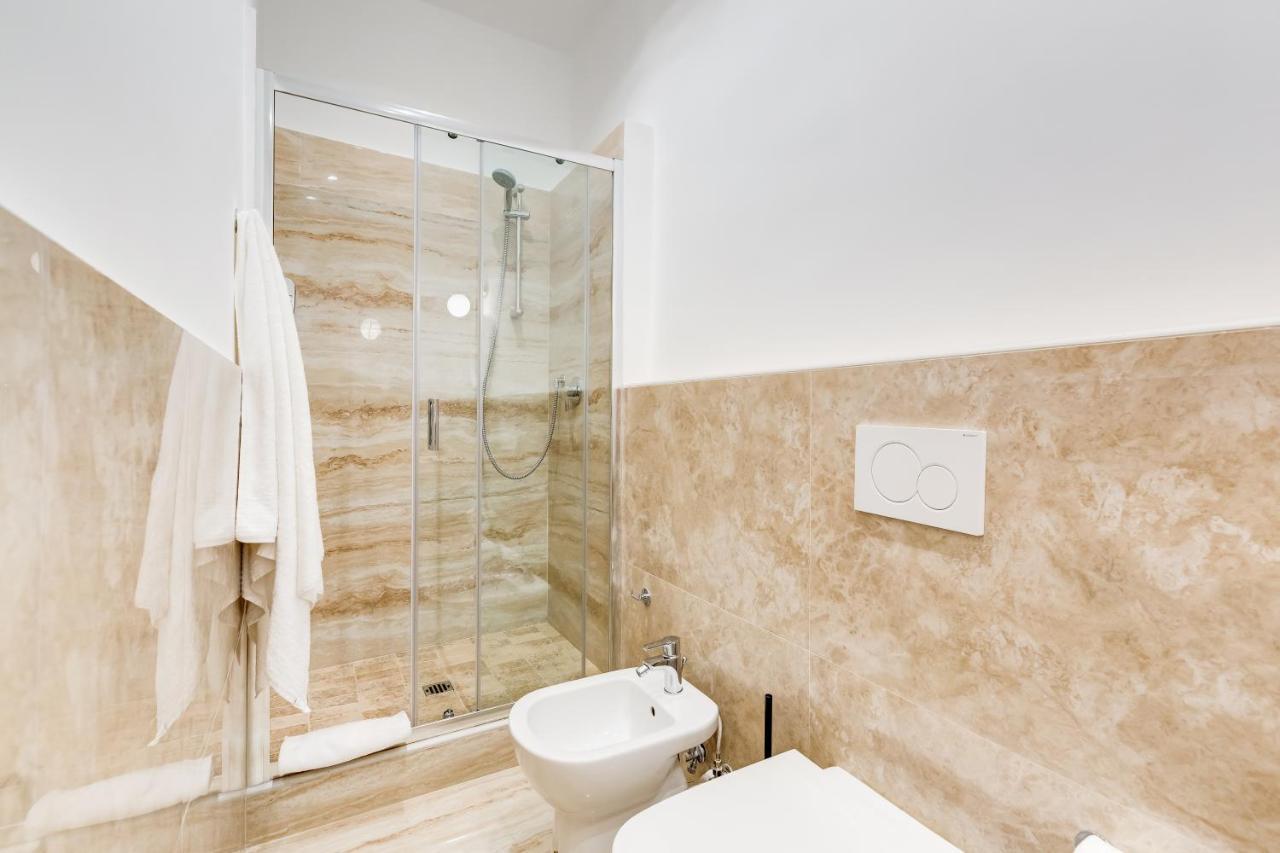 Lovely And Modern Nest Near The Colosseum 로마 외부 사진