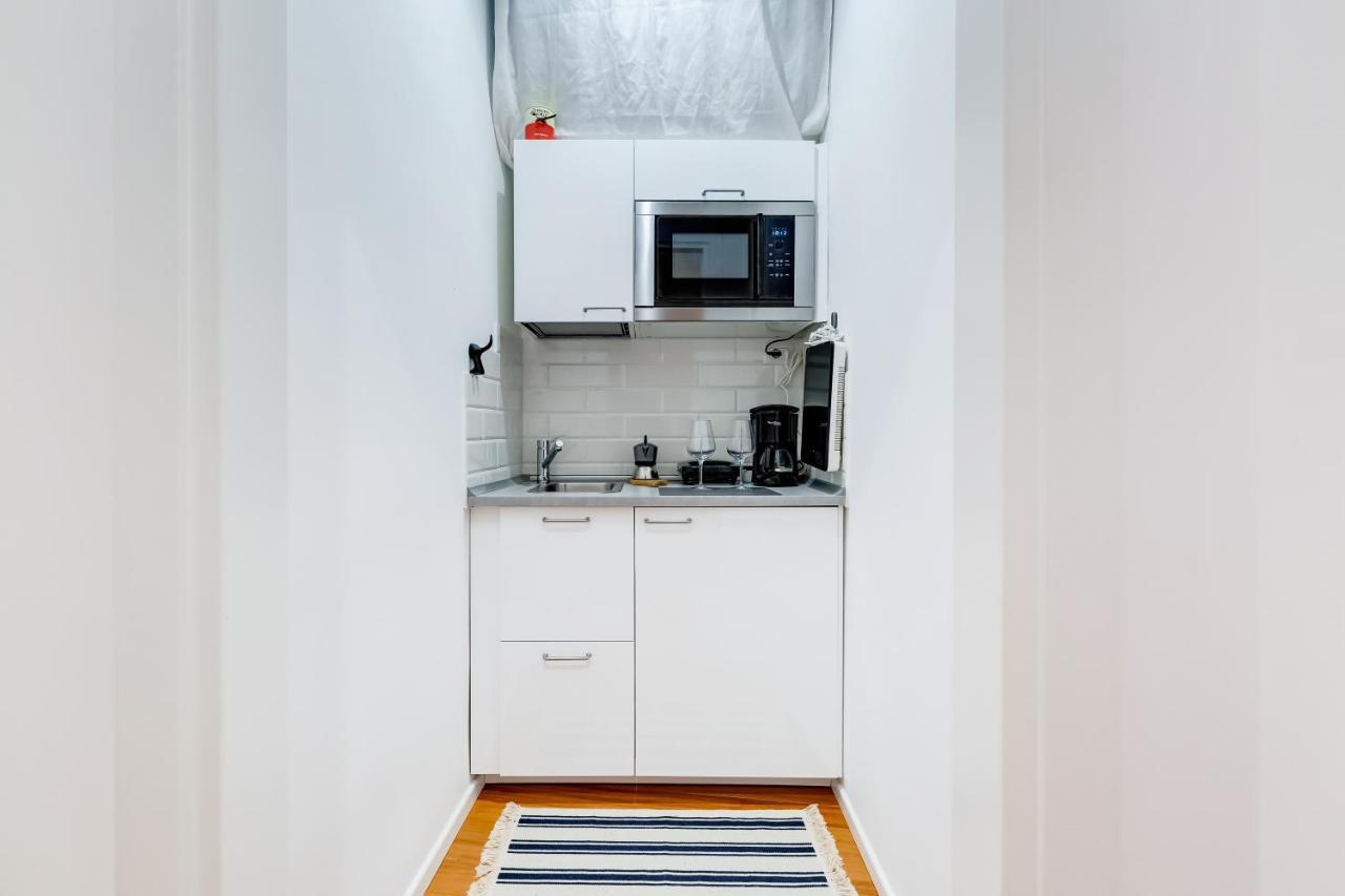 Lovely And Modern Nest Near The Colosseum 로마 외부 사진